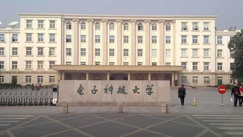 电子加工定制：如何规避潜在风险，确保项目成功？**