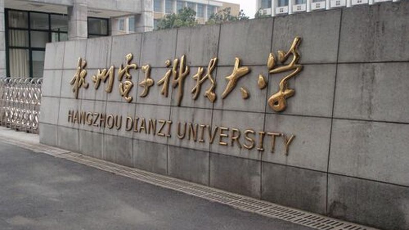 耐高温电容：电子设备稳定运行的关键保障
